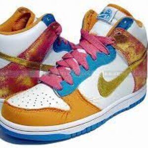 Nike 2009 Nike Dunk Nike Dunk High 6.0 High Swan Metallic Gold NEW 342257-172